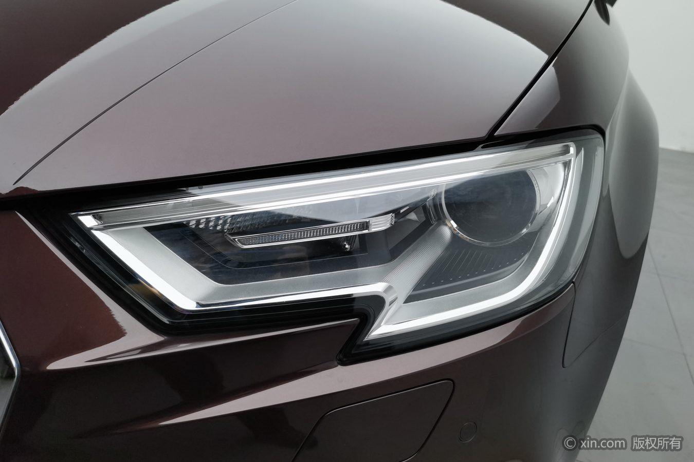 Audi A3 2018 30 Limousine 35 TFSI Fashion