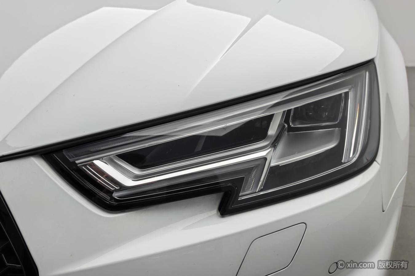 Audi A4L 2019 40 TFSI Fashion VI