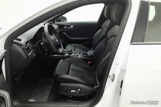 Audi A4L 2024 40 TFSI — фото 18