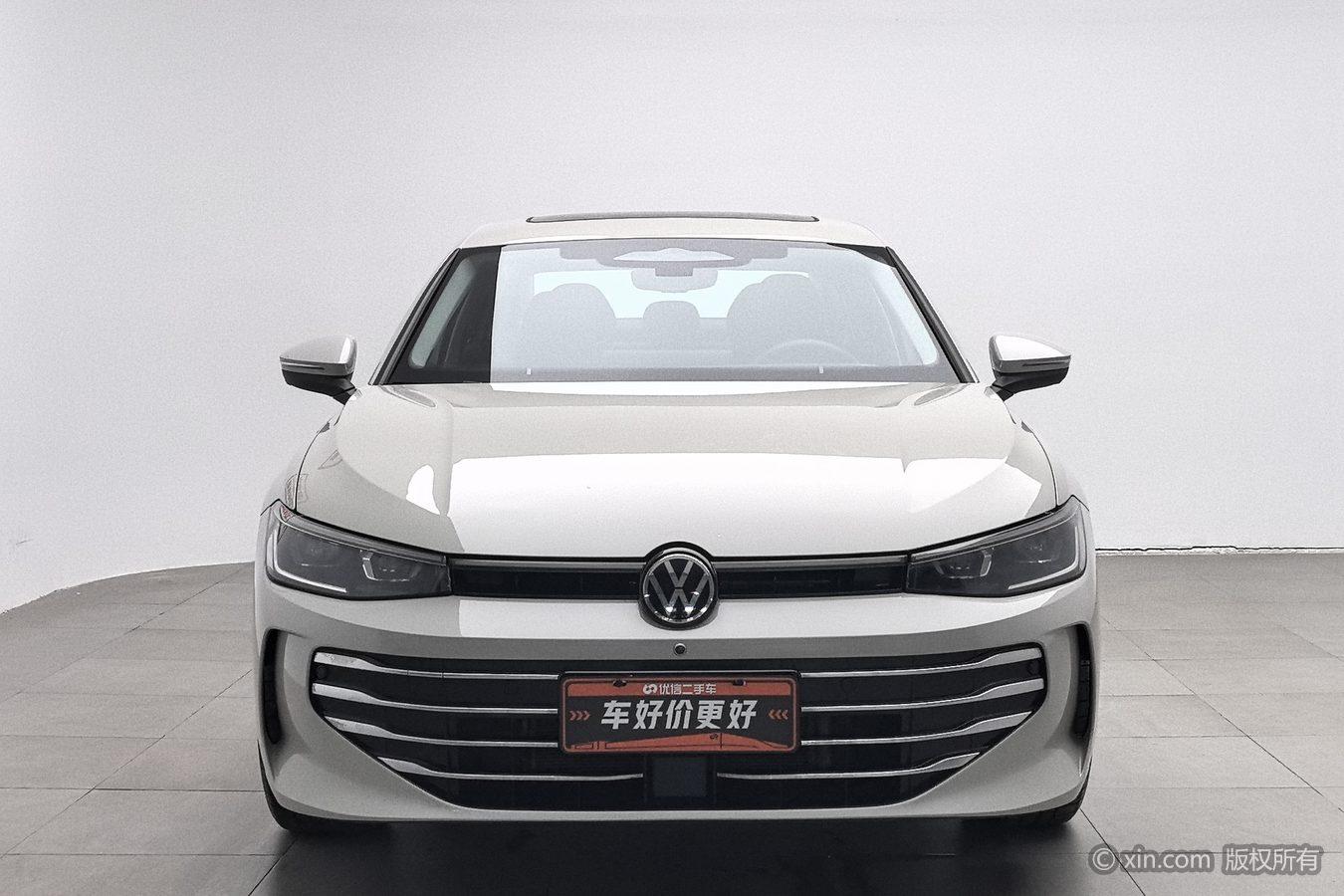 Volkswagen Passat 2025 Pro 380TSI
