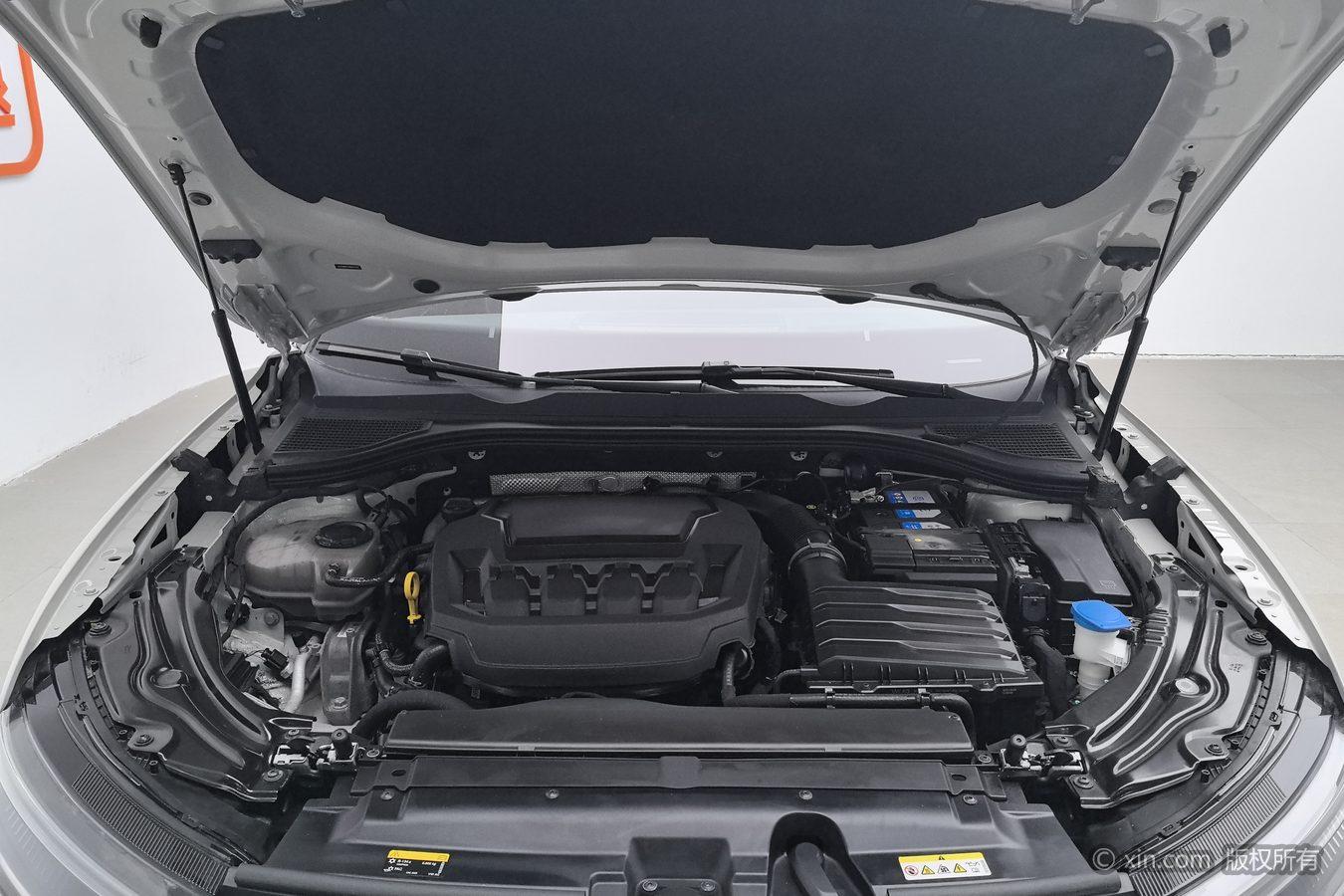 Volkswagen Passat 2025 Pro 380TSI