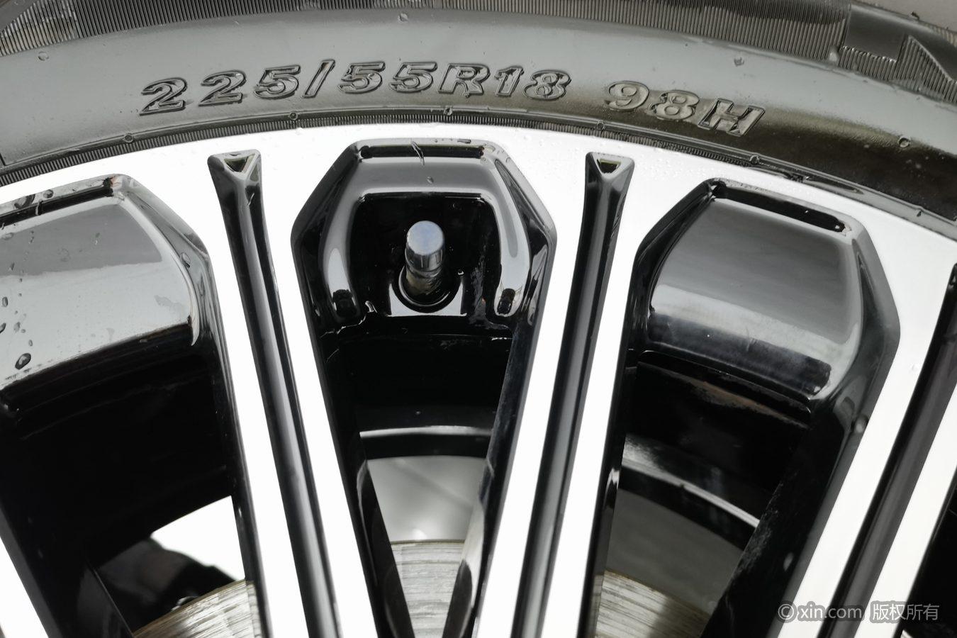 Hyundai Custo 2024 270TGDi LUX Luxury