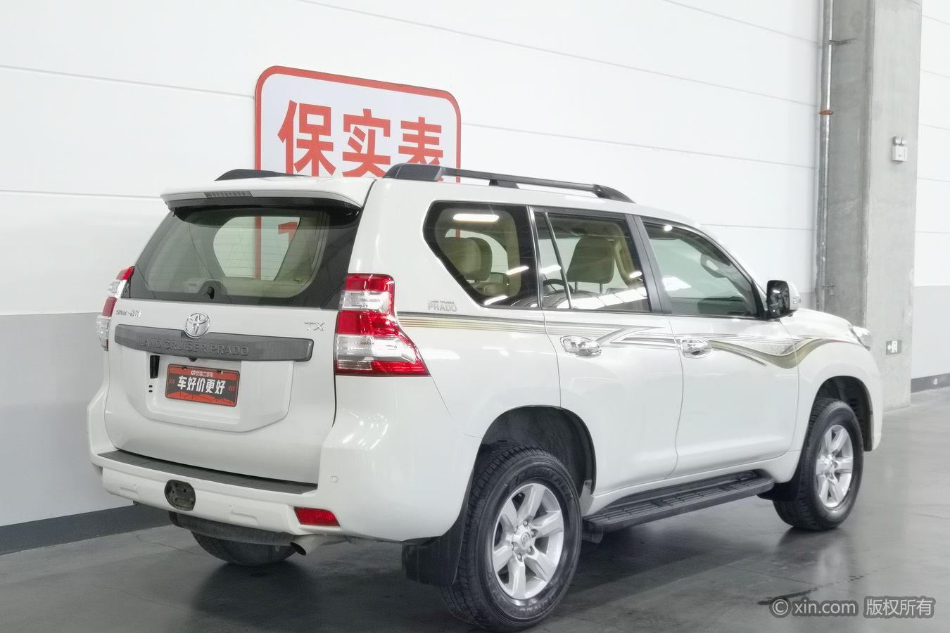 Toyota Land Cruiser Prado 2016 2.7L AT Luxury