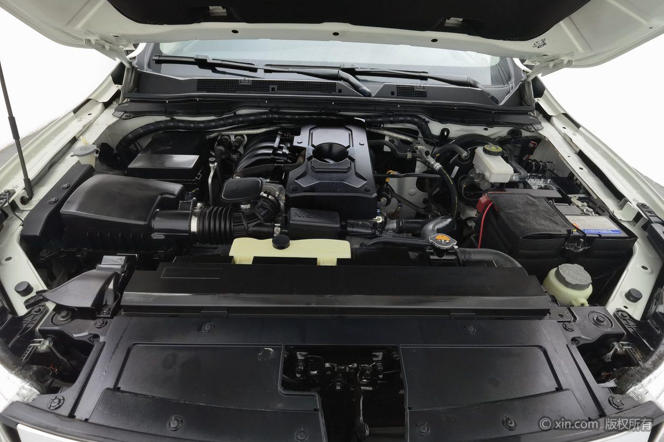 Nissan Terra 2020 2.5L MT Elite