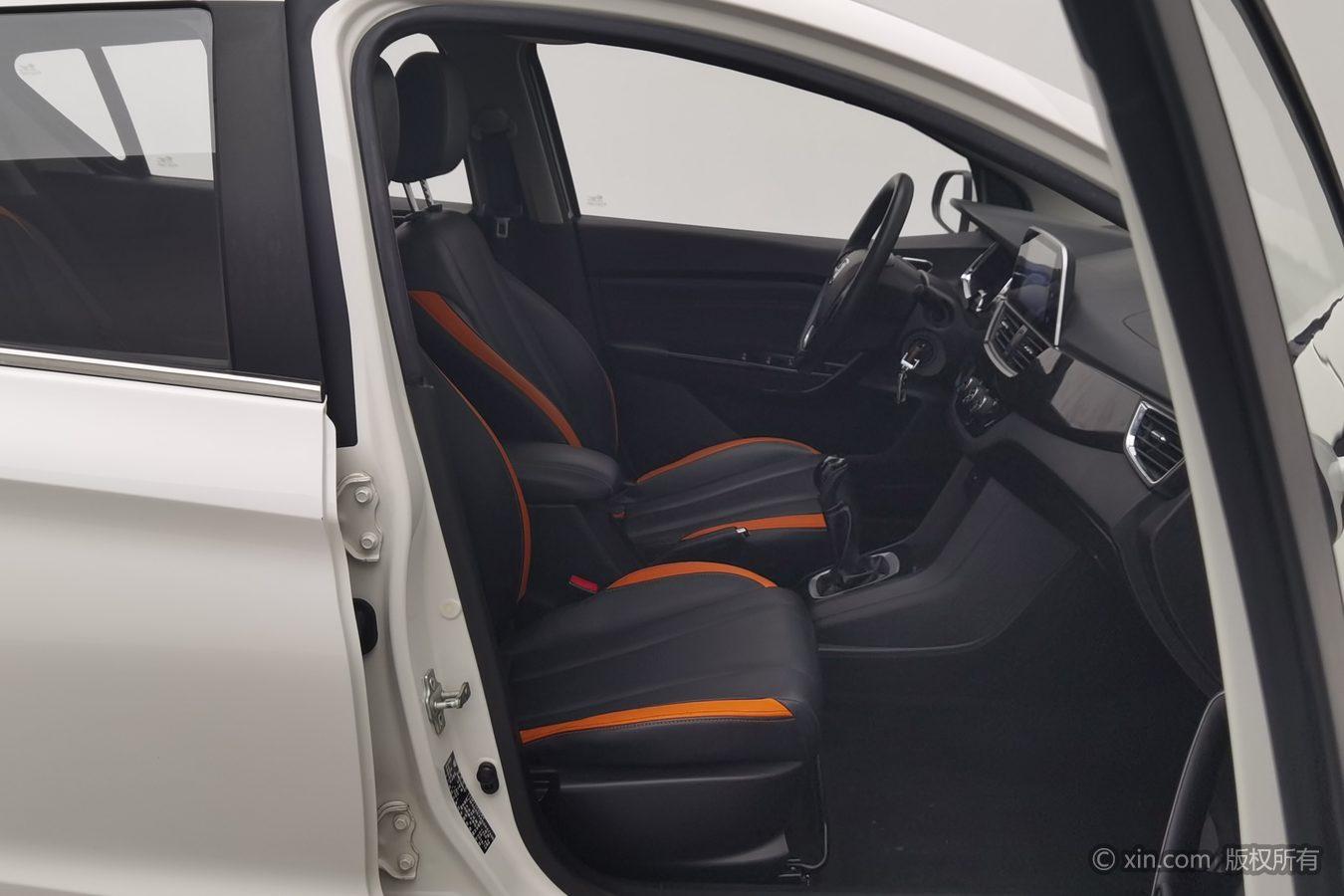 Baojun 310 2016 1.2L МКПП Люкс