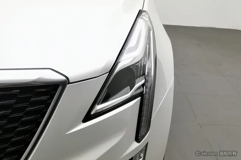 Cadillac XT5 — фото 5