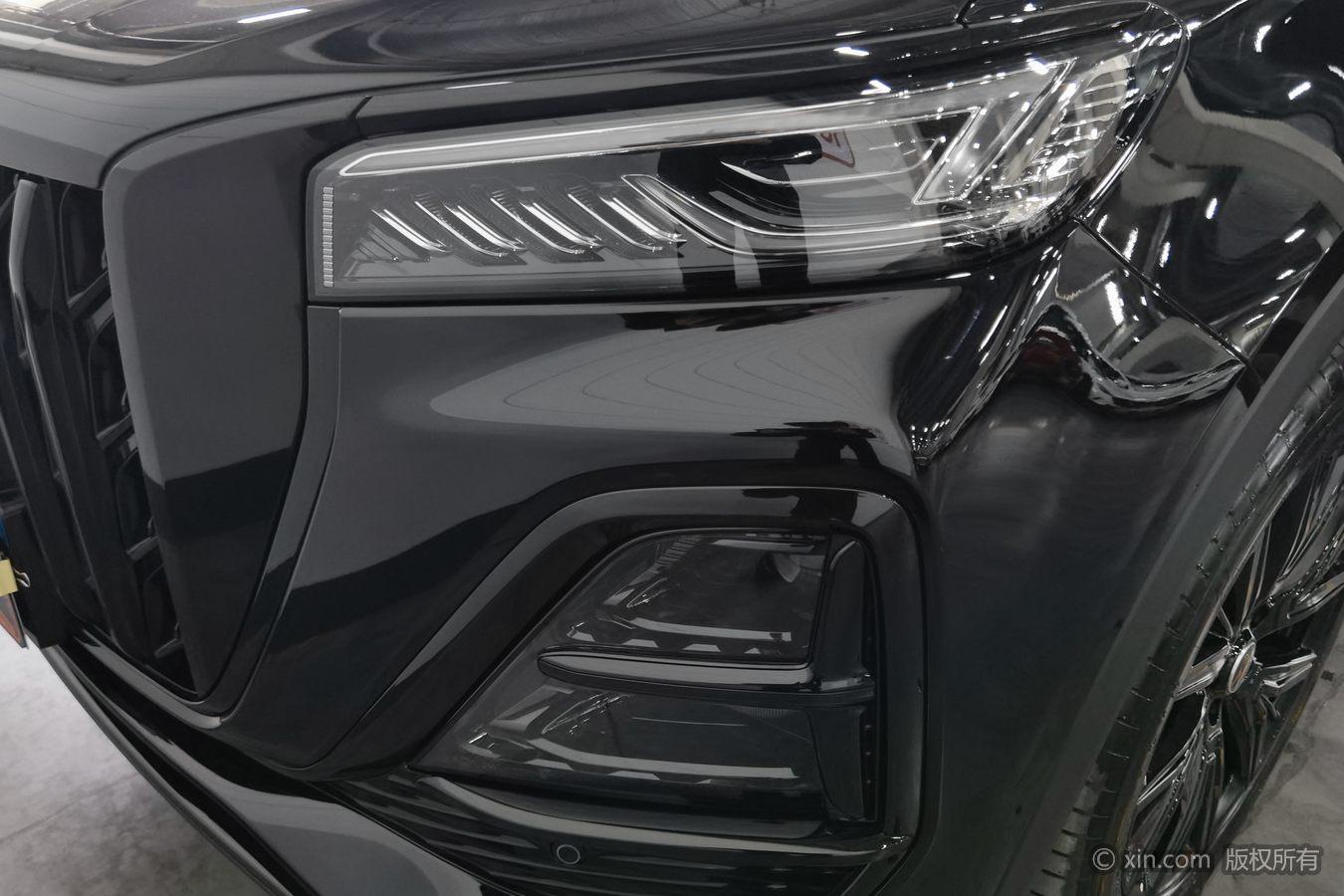 Hongqi HS5 2025 2.0T