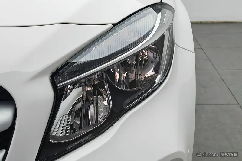 Mercedes-Benz GLA — фото 5