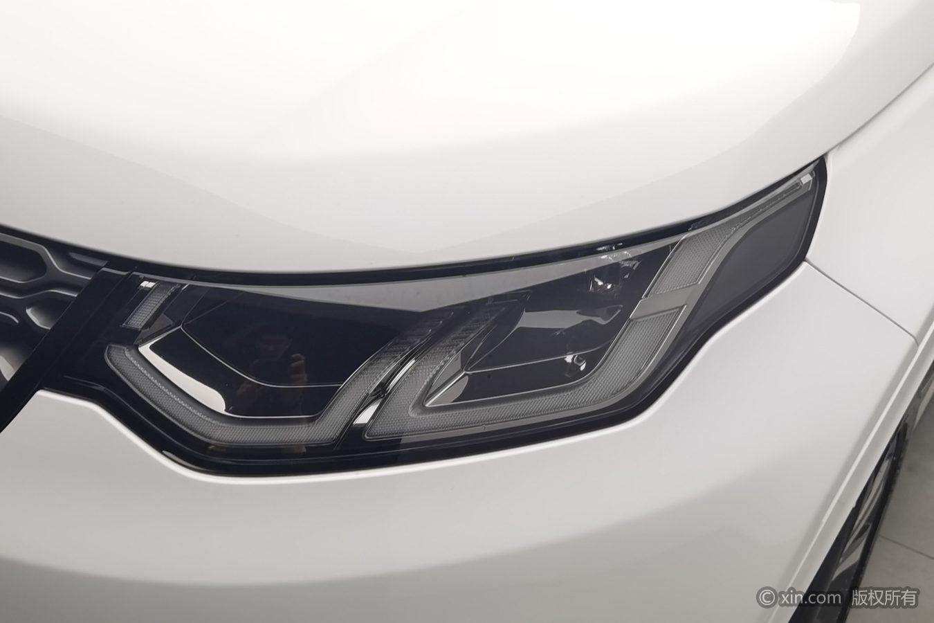 Land Rover Discovery Sport Sport 2022 249PS R-Dynamic S 5 мест