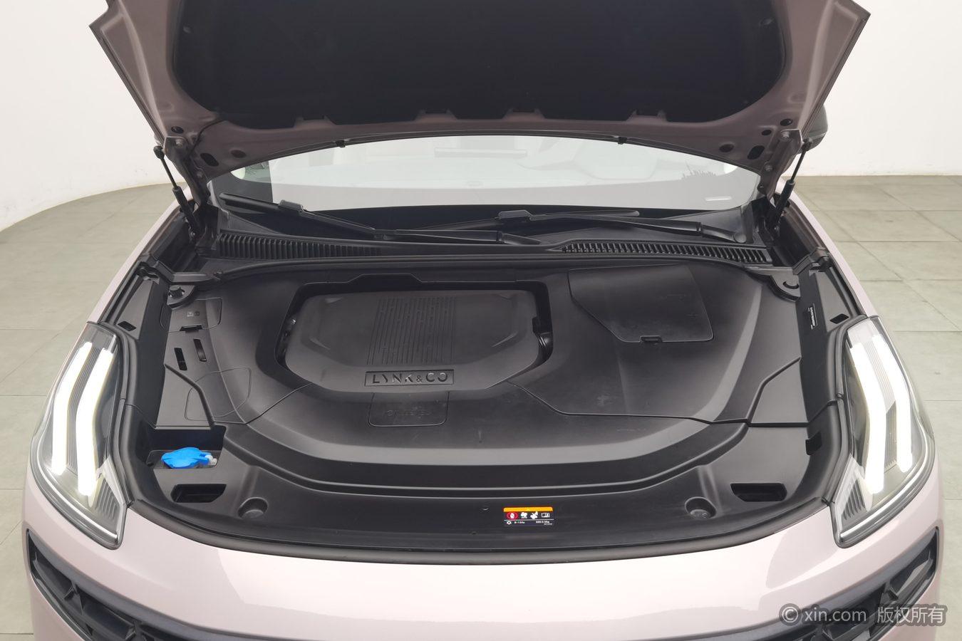 Lynk & Co 06 2021 1.5T Shero