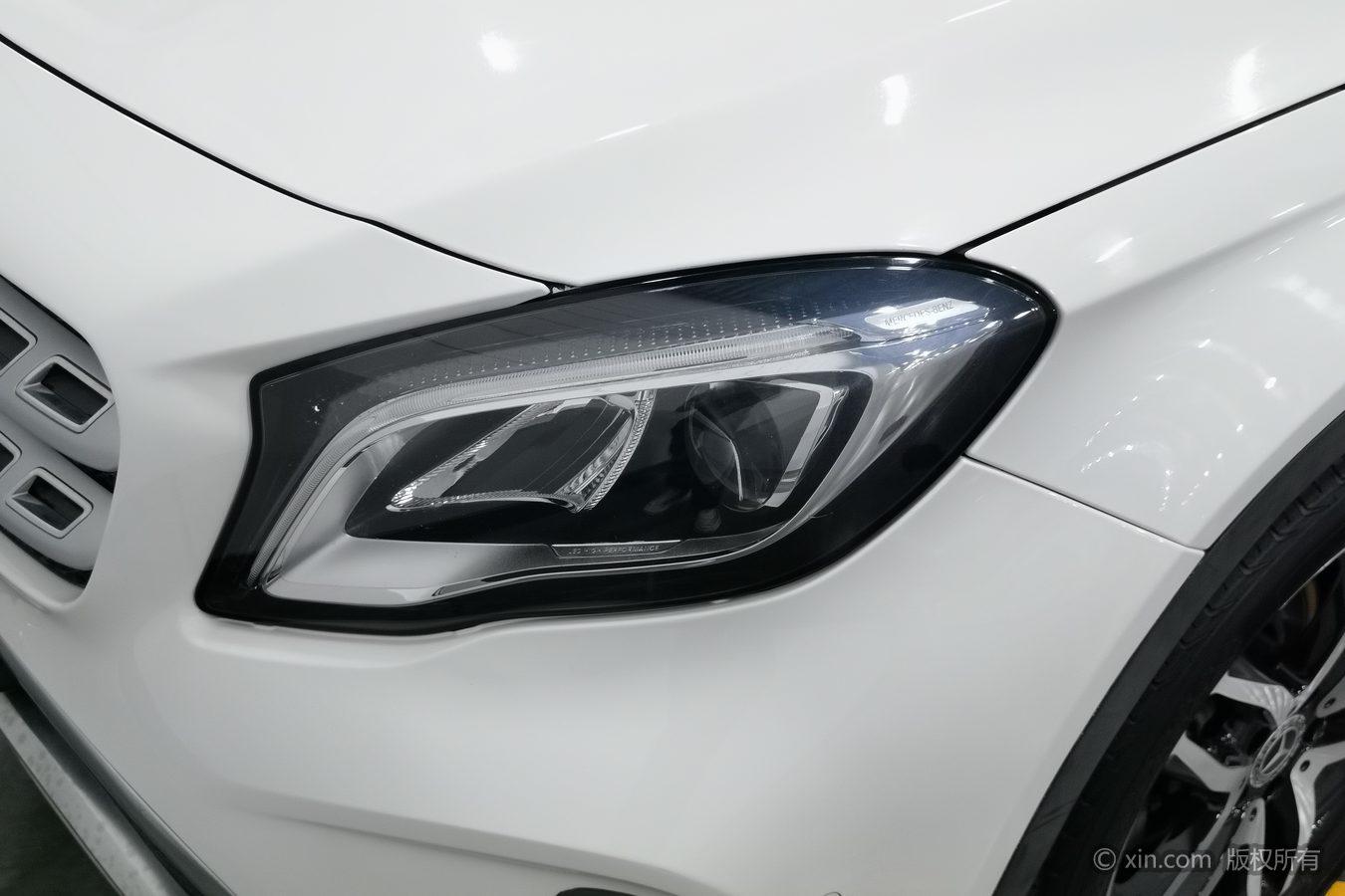 Mercedes-Benz GLA 2017 GLA 200 Fashion