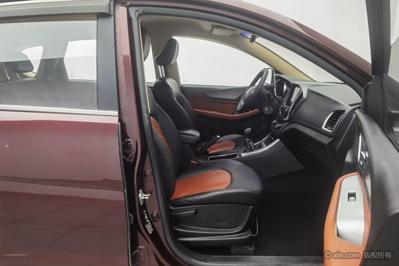 Baojun 560 2015 1.8L МКПП Elite