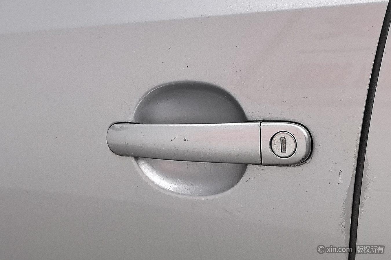 Volkswagen Polo 2013 1.6L AT Comfort