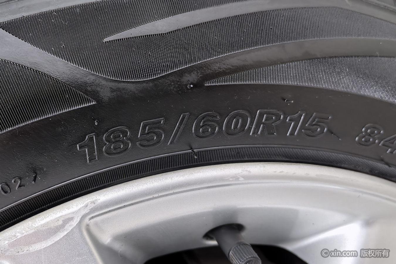Volkswagen Polo 2013 1.6L AT Comfort