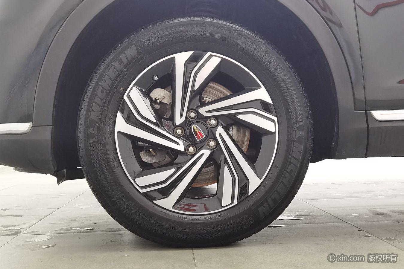 Hongqi HS5 2022 2.0T