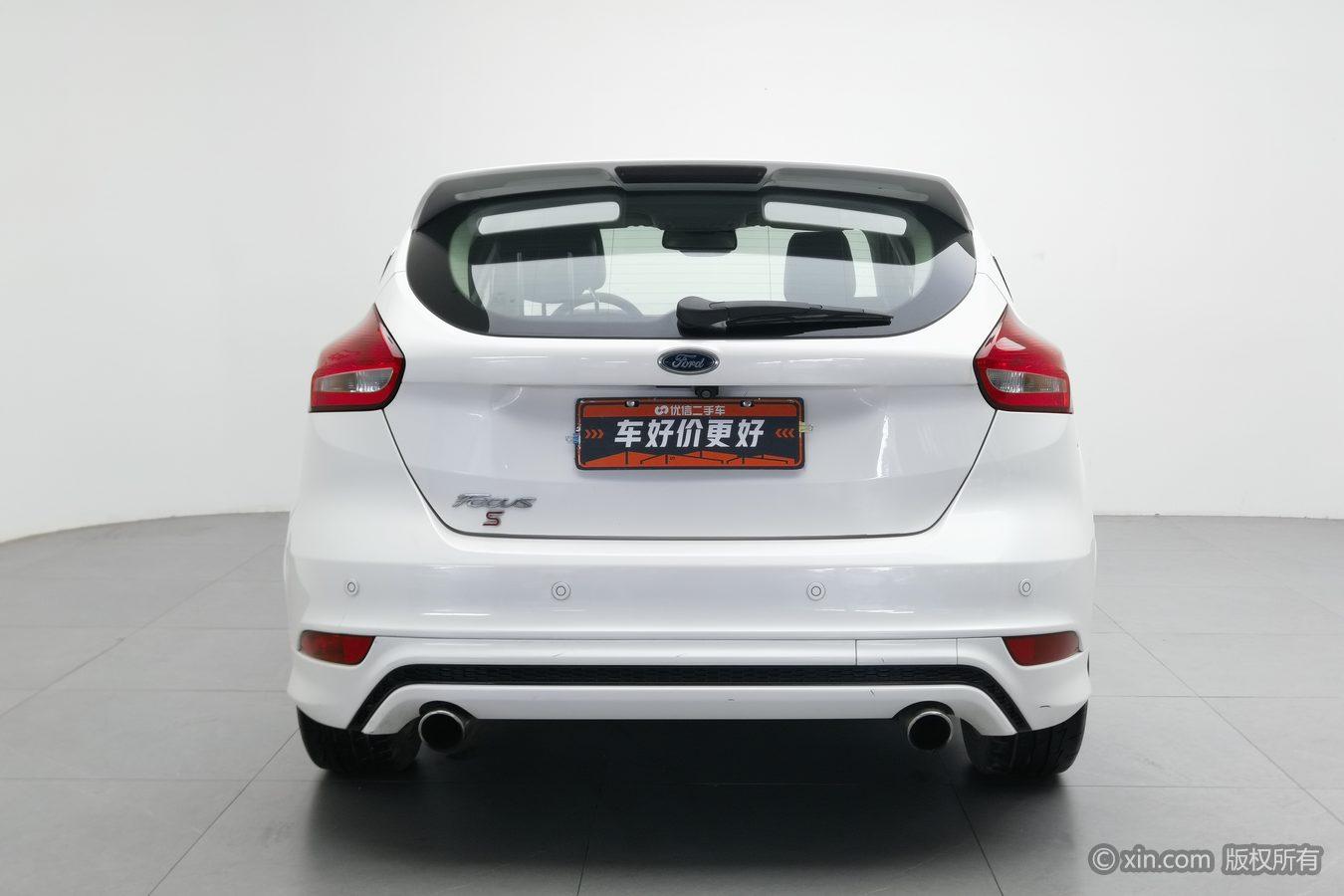 Ford Focus 2015 EcoBoost 180 AT Sport