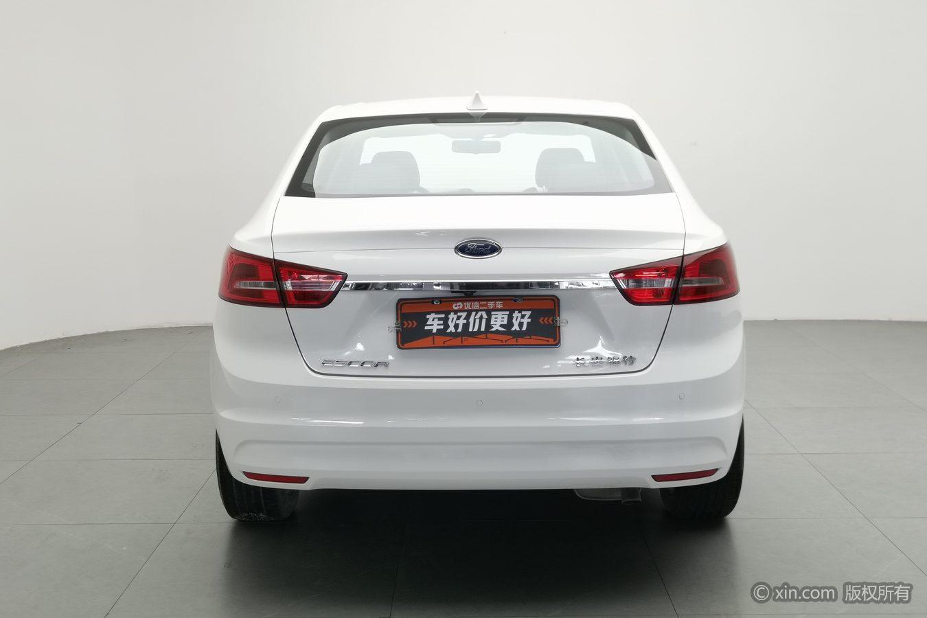 Ford Escort 2017 1.5L MT Fashion
