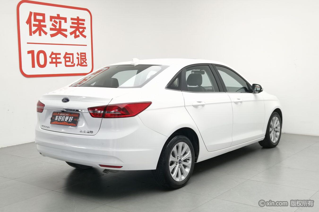 Ford Escort 2017 1.5L MT Fashion