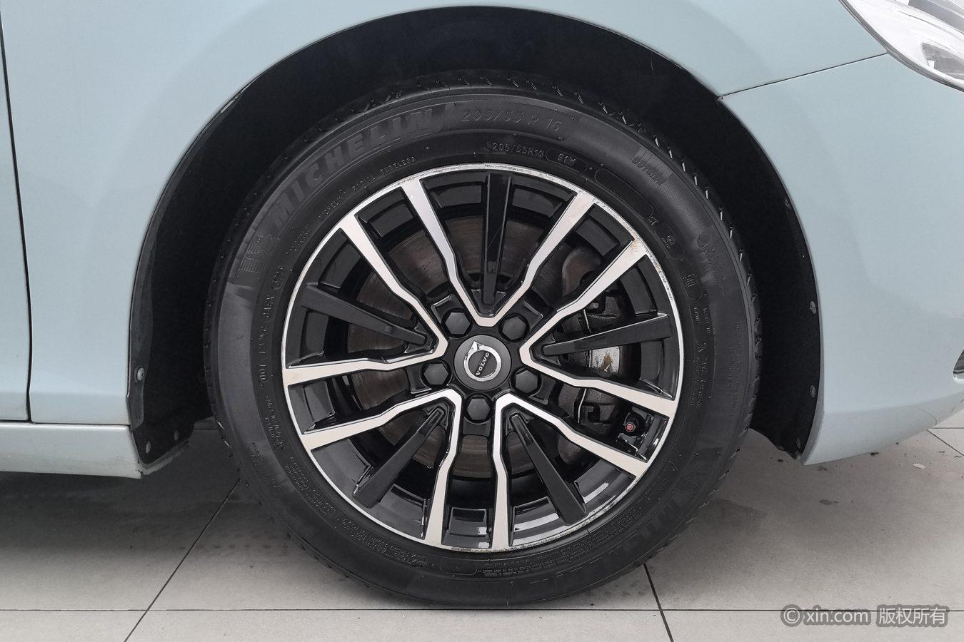 Volvo V40 2017 T3