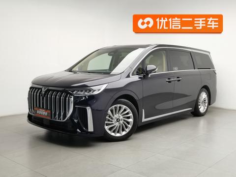 VOYAH Dreamer PHEV