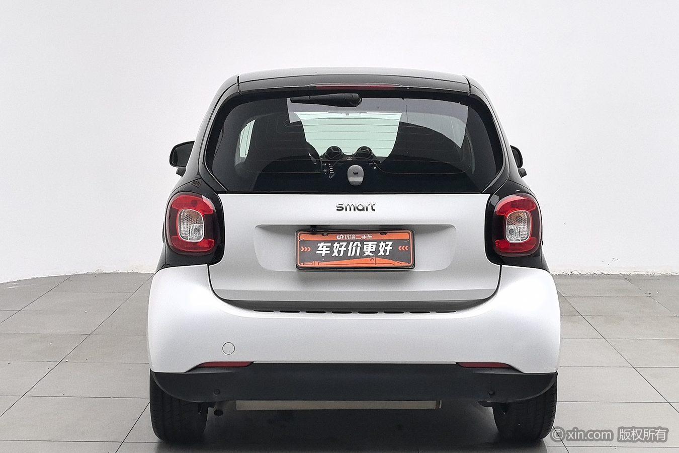 Smart fortwo 2018 1.0L 52 V