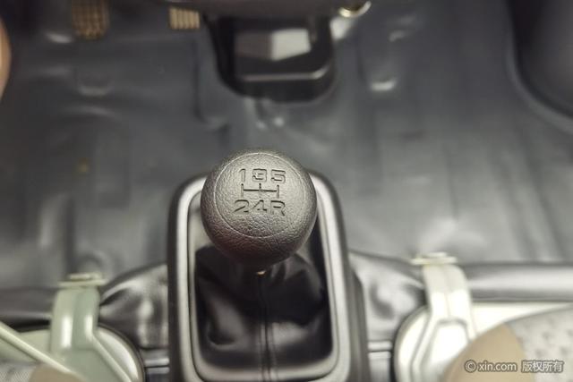 Wuling Zhiguang 2023 1.5 L 5/7 LAR — фото 16