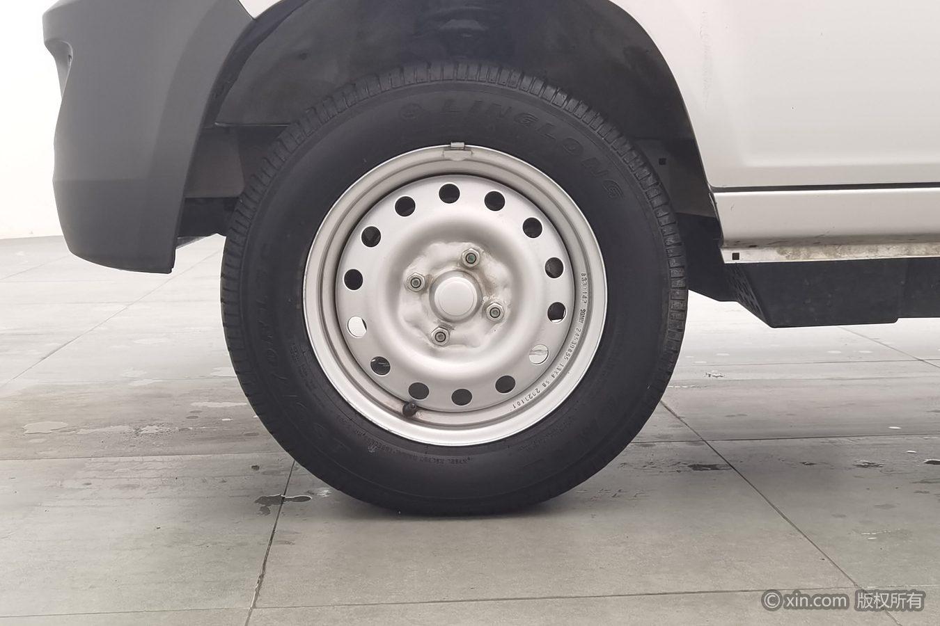 Wuling Sunshine 2023 1.5L 5/7 мест LAR