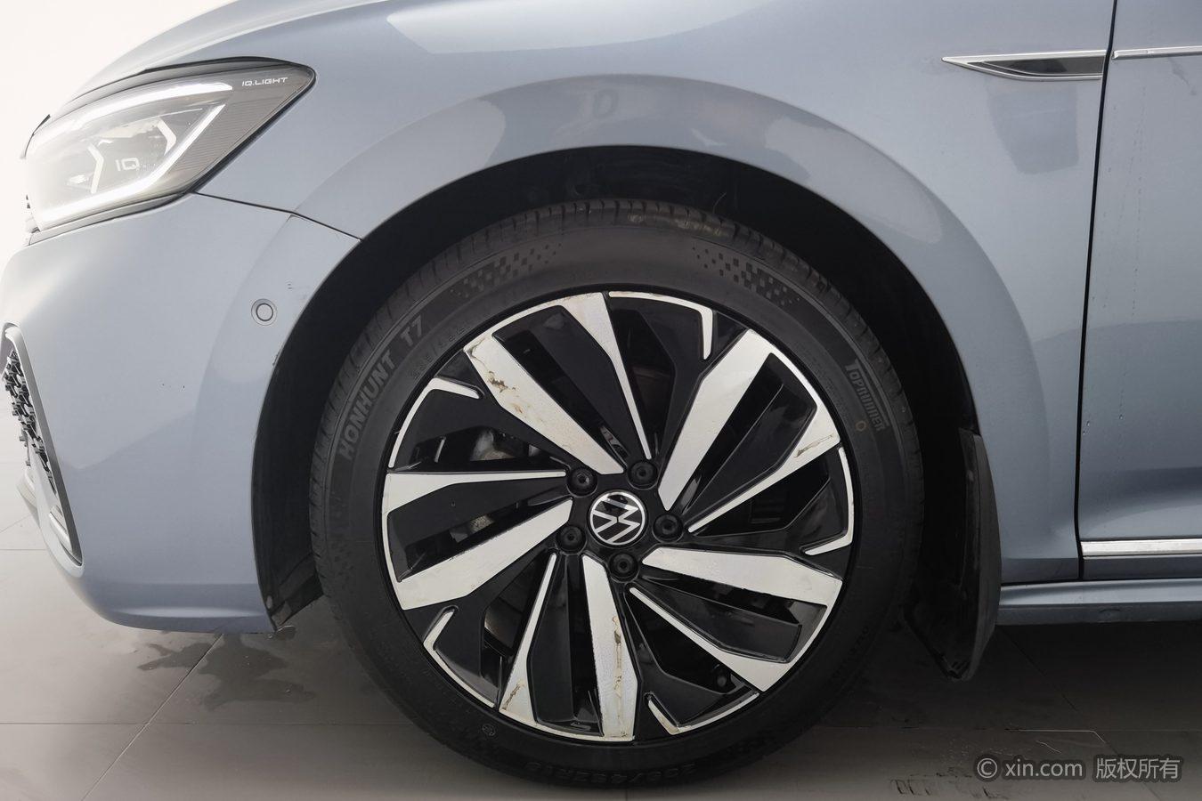 Volkswagen Passat id 4479285 из Китая 24