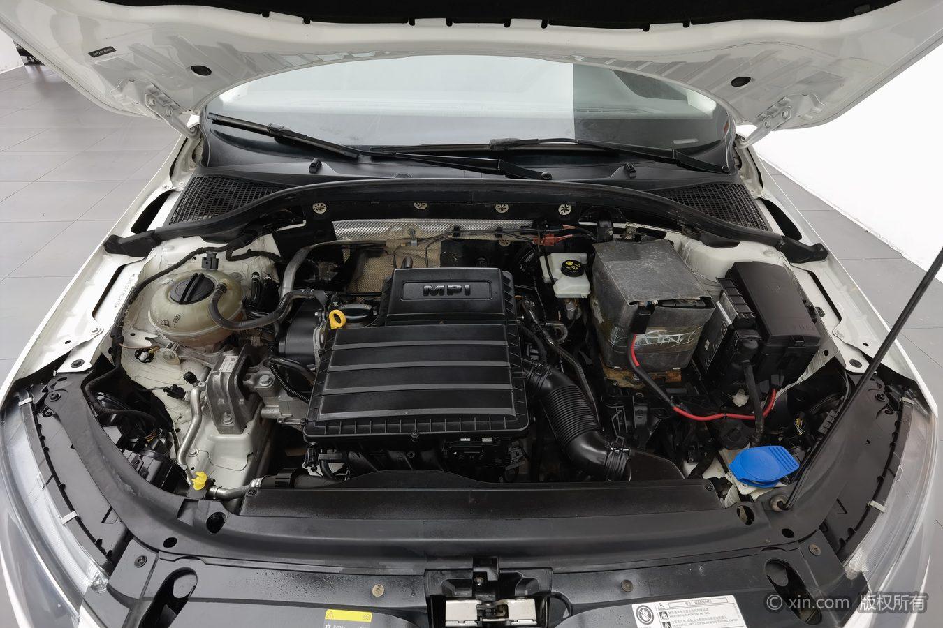 Skoda Octavia 2017 1.6L MT