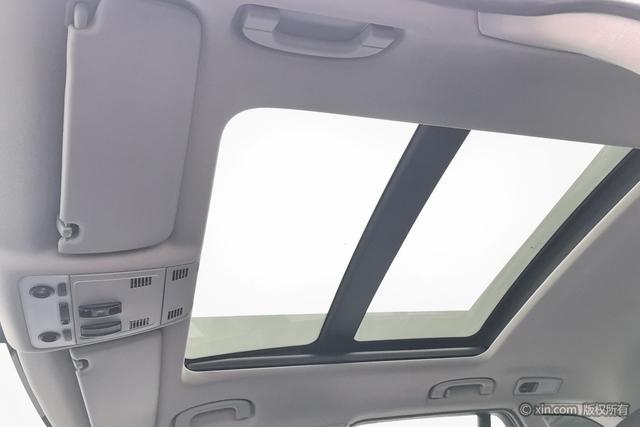 BMW X1 2015 s Drive 18i — фото 20