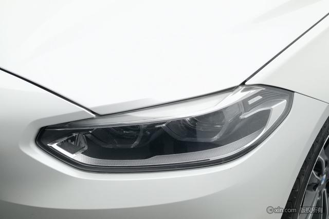 BMW 1-Series 2018 118i Sport — фото 7