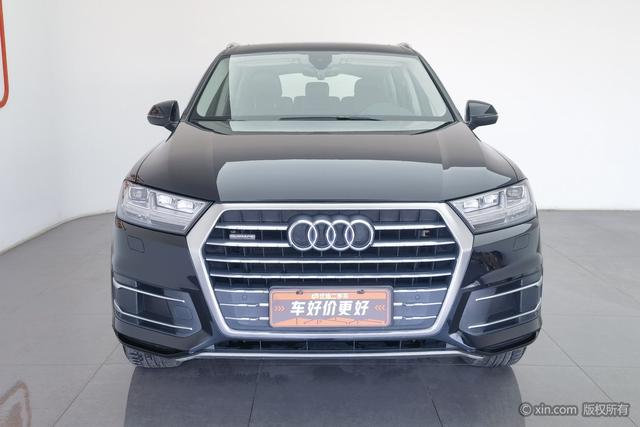 Audi Q7 2019 45 TFSI Comfort — фото 2