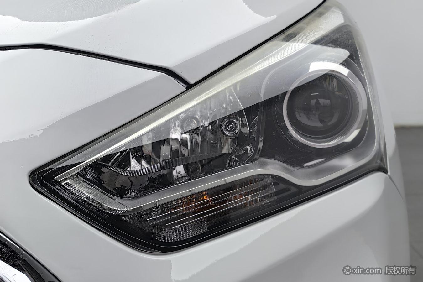 Hyundai Mistra 2017 1.8L AT GLS V