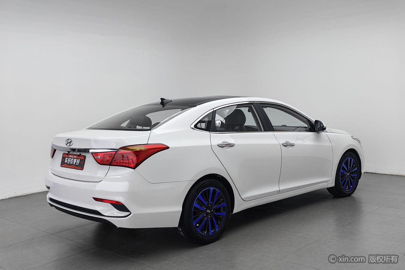 Hyundai Mistra 2017 1.8L AT GLS V
