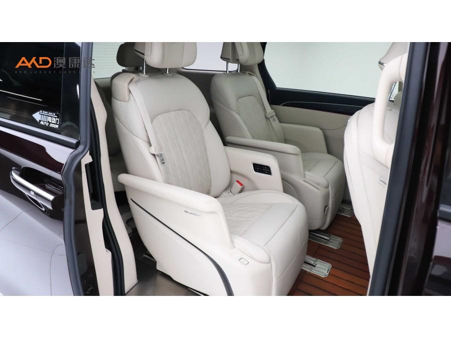 Buick GL8 2022 2.0T мест
