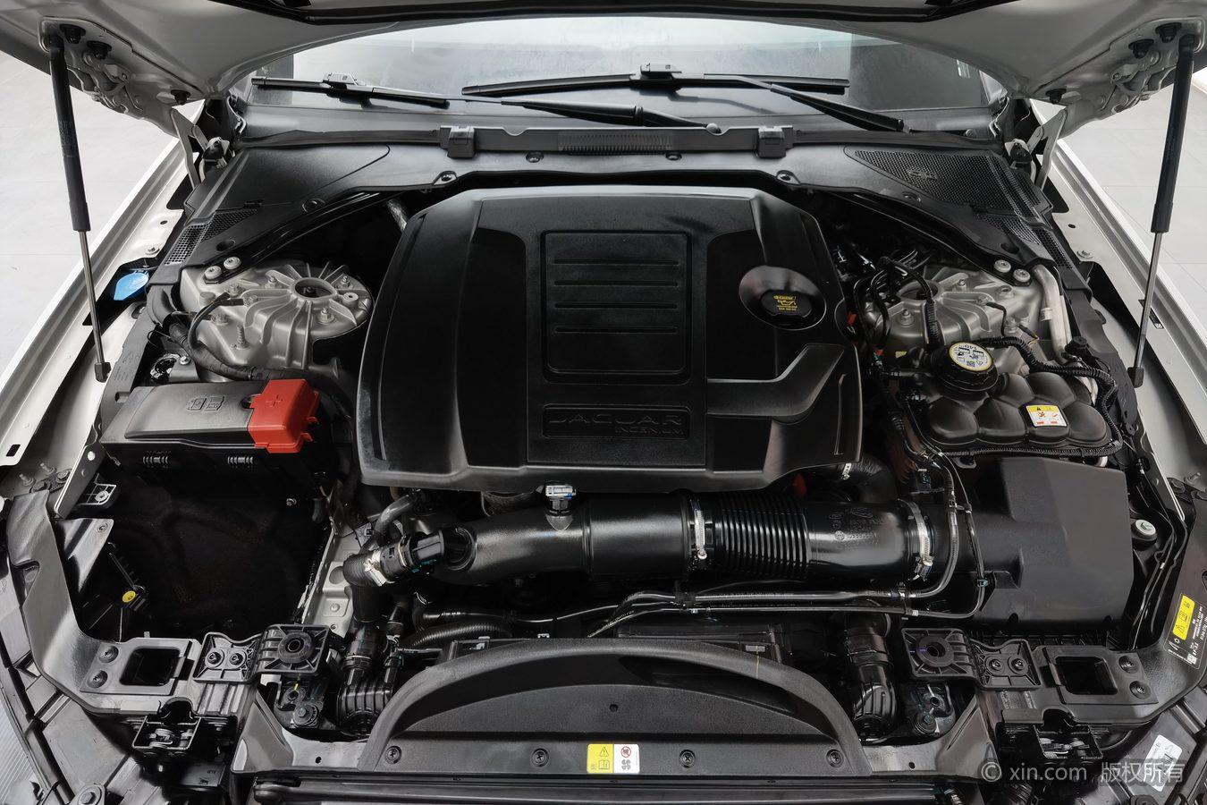 Jaguar XFL 2023 2.0T P250 Premium Luxury