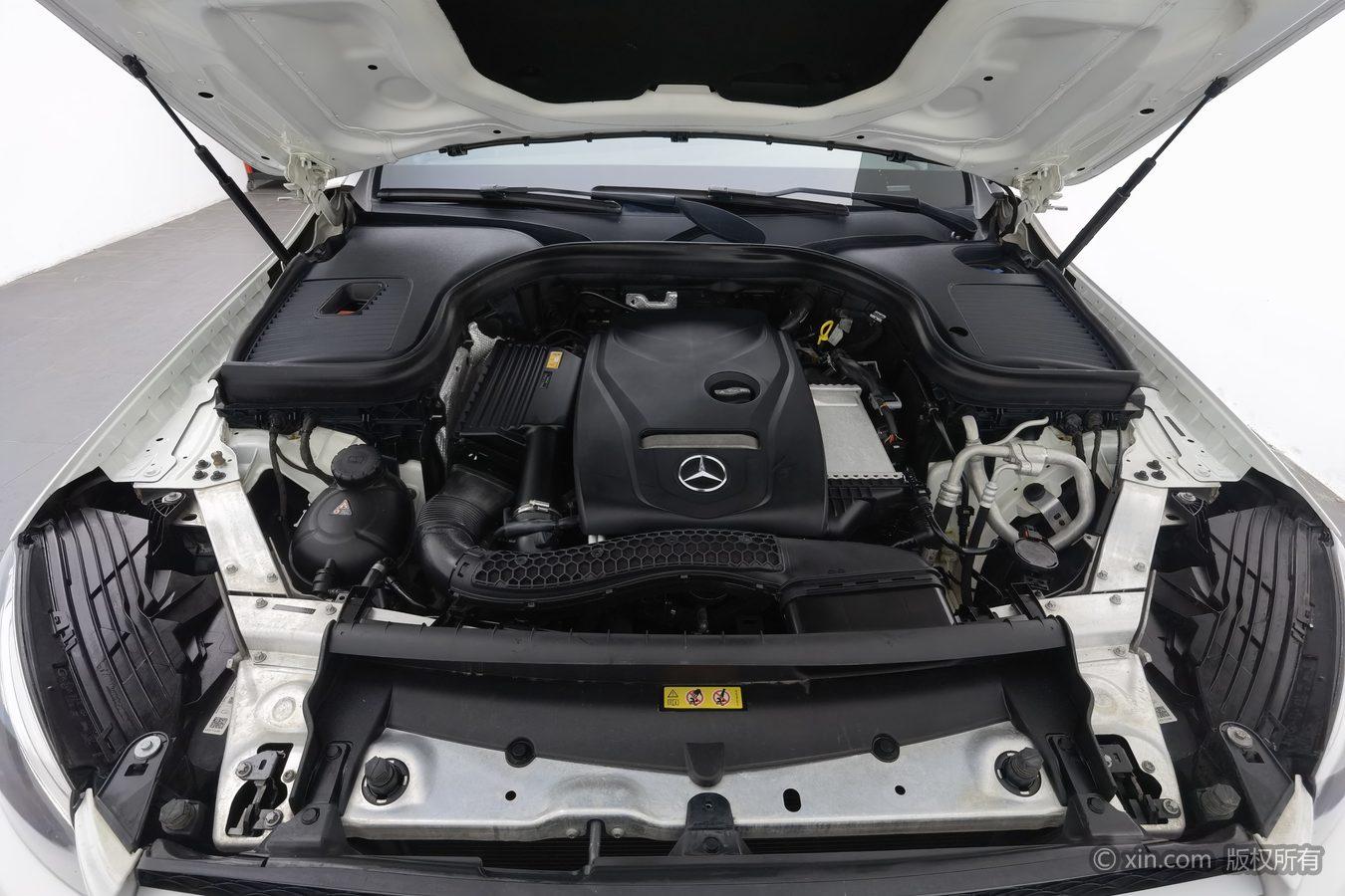 Mercedes-Benz GLC 2017 GLC 260 4MATIC