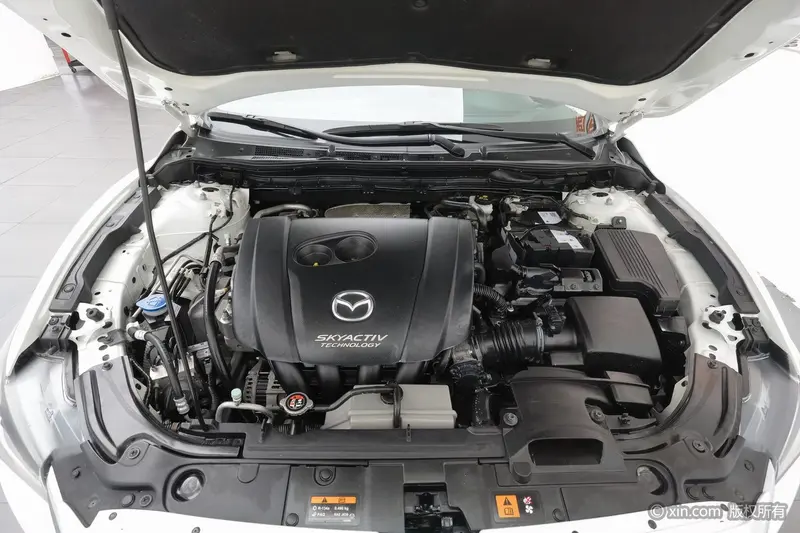 Mazda Atenza 2.5 L Sport — фото 6