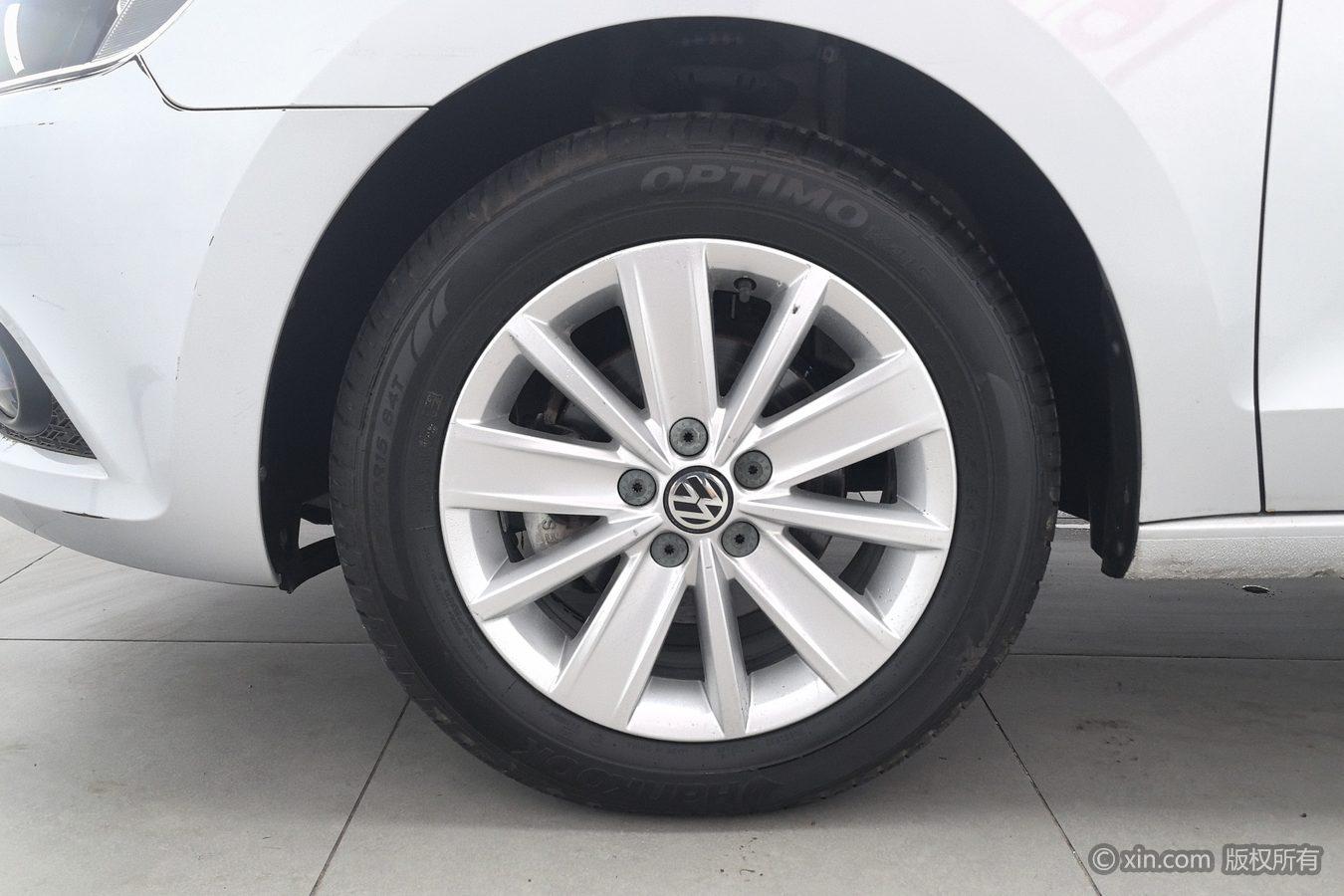 Volkswagen Jetta 2013 1.6L AT Comfort