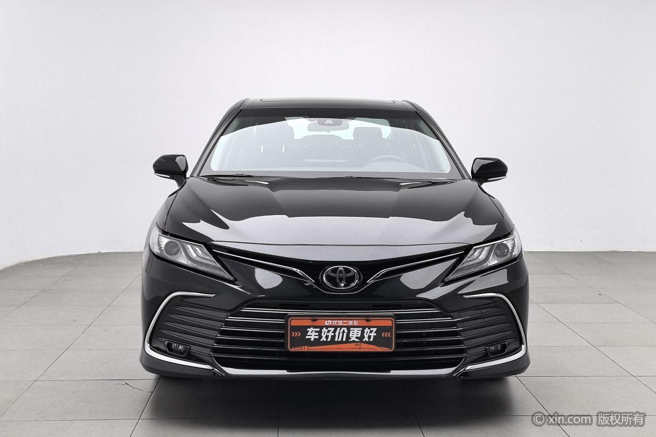 Toyota Camry 2021 2.0G Luxury