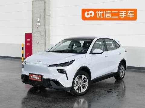 Bestune Yueyi 03