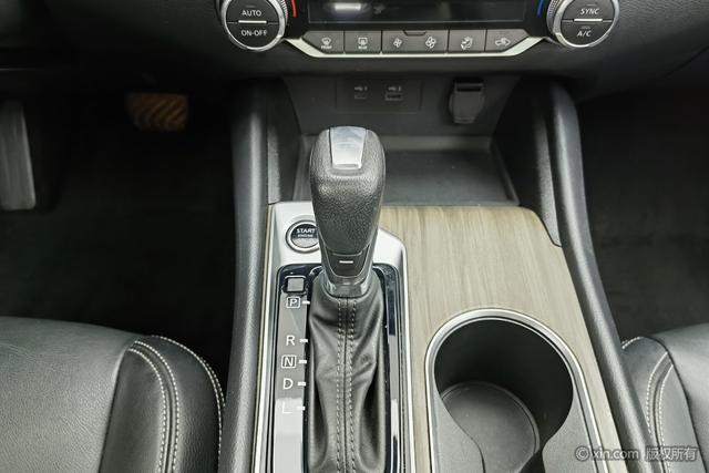 Nissan Teana 2021 2.0 L XL — фото 15