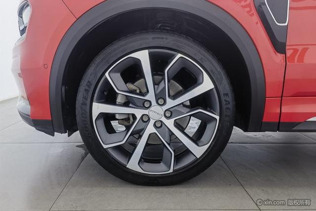 Lynk & Co 05 2020 2.0 TD 4 WD Halo — фото 9