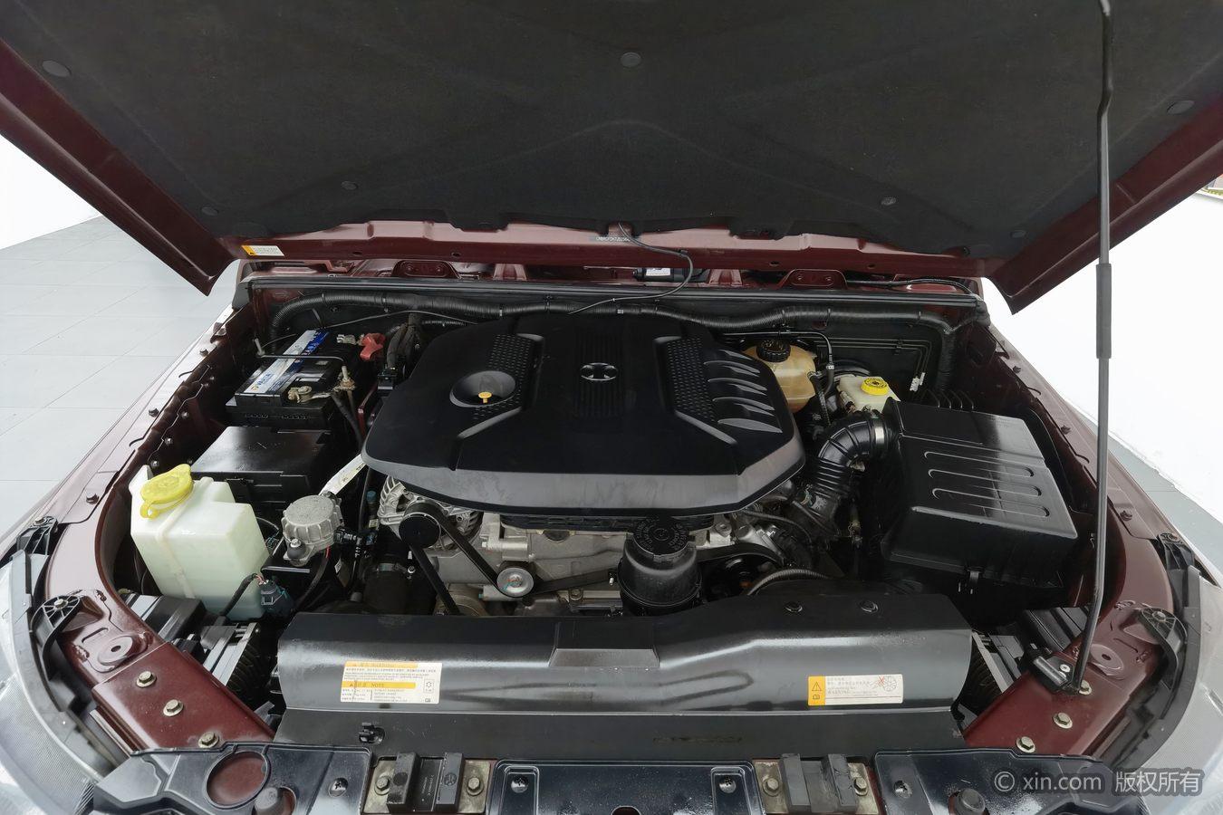 BAIC BJ40 2018 PLUS 2.3T AT Premium