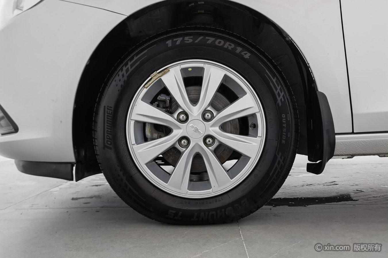Chevrolet Sail 2015 3 1.3L MT
