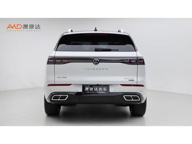 Volkswagen Tavendor 2024 380 TSI 4 WD R-line — фото 3