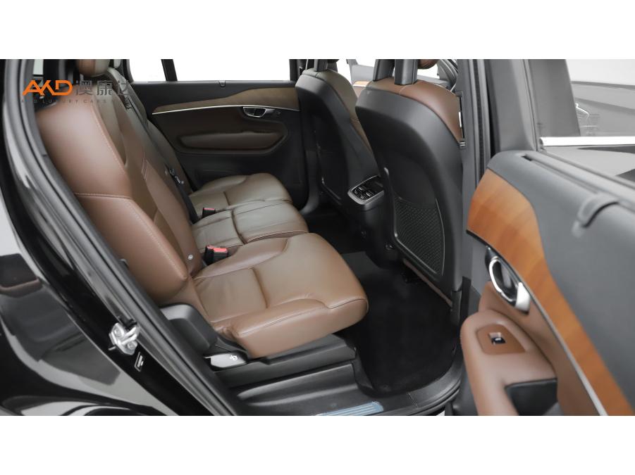 Volvo XC90 2022 B6 Luxury 7 мест