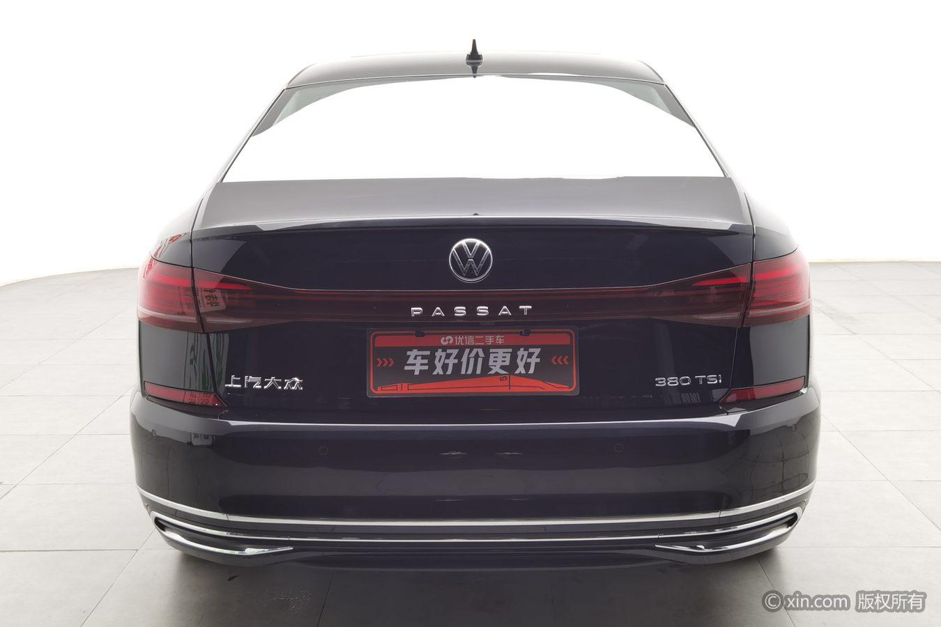 Volkswagen Passat 2025 380TSI