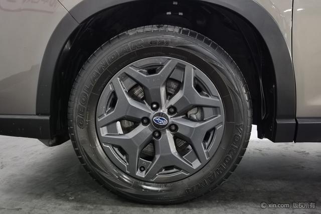 Subaru FORESTER 2021 2.0i X Eye Sight — фото 8