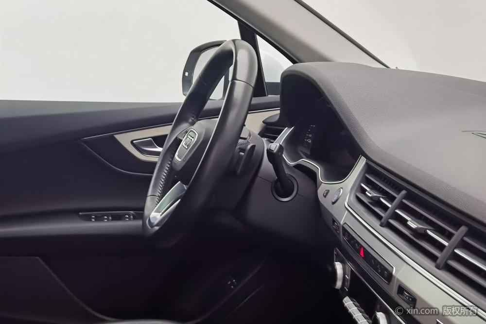 Audi Q7 PHEV, фото 8